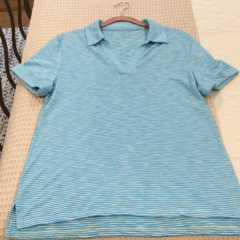 Talbots v-neck polo style short sleeve shirt Size L